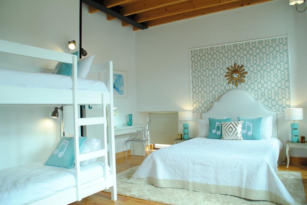 Five Senses Hostel Coimbra Bagian luar foto
